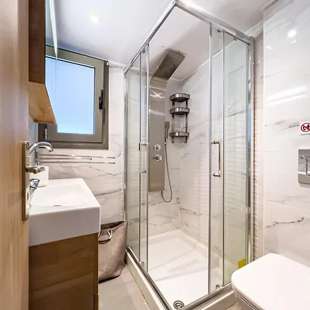 Panorama View With Jacuzzi By 8essentially Сasa de vacaciones